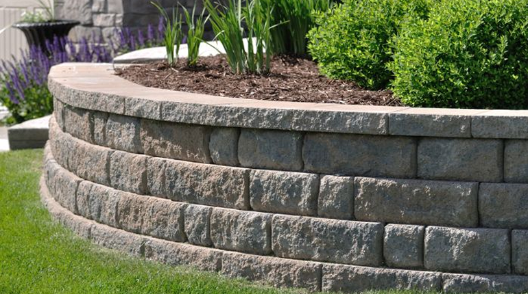 garden-wall-construction in Washington